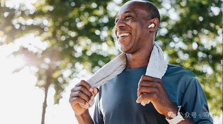 辅酶Q10 vs 虾青素：抗衰老双星如何选？沿寿为您揭秘