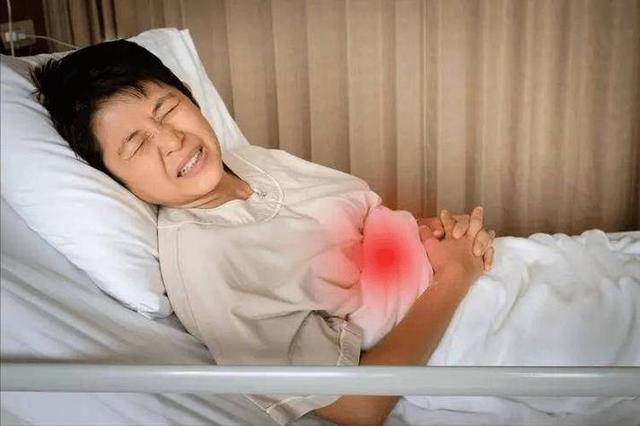 哪些癌症是“吃”出来的？饮食引起的4大危害，告诫：赶紧改正