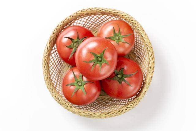 半夜饿到“发慌”？减肥期能吃的食物清单来啦