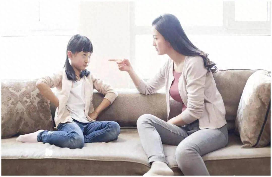 “不会好好说话” 的父母，正把孩子养成“亲近的陌生人”
