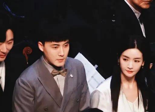 原创            张睿李晟时隔十五年首次同框！梦回《新还珠》《花非花》