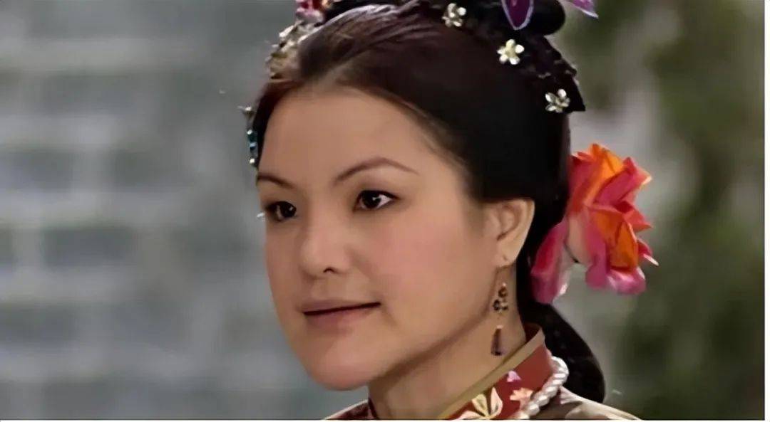 TVB金牌绿叶马蹄露引发讨论，被赞人善歌靓，曾饰演多个“丑角”深入人心