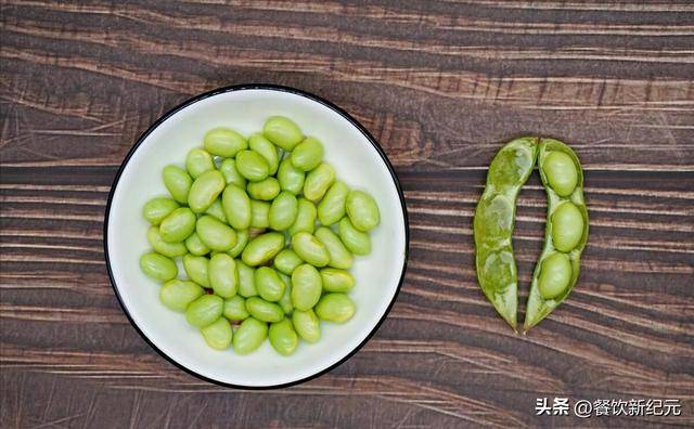 “夏吃豆，胜吃肉”，夏季，建议多给孩子吃4豆，腿脚有劲精神好