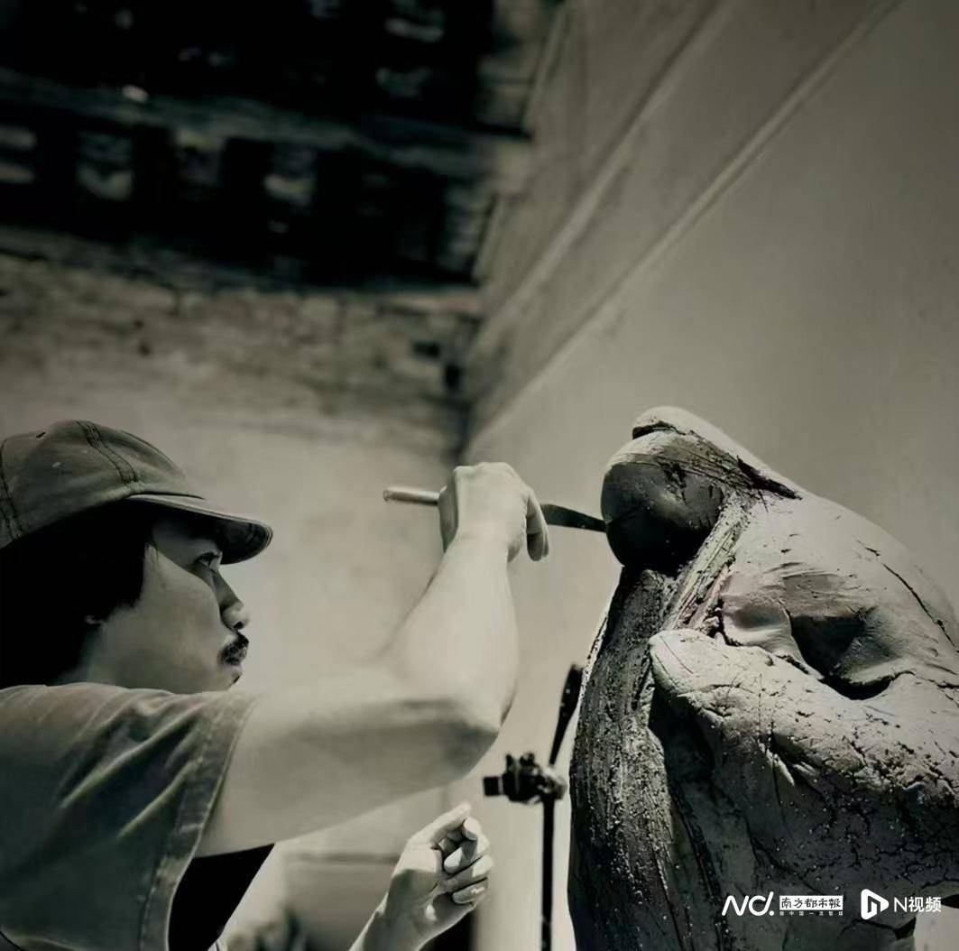 陶艺人一愣：泥土中的灵魂“舞者”，演绎陶语心径