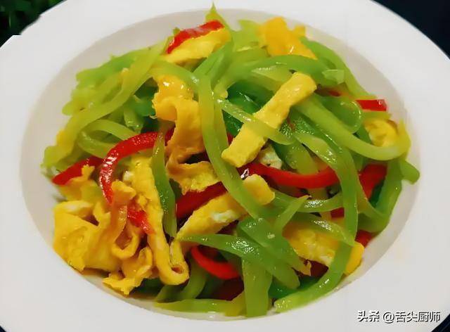 小满后要养骨，少吃茄子和竹笋，多吃这4样，关节灵活不酸痛