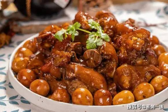 “夏天不排毒，一年身体堵”，8种排毒菜要多吃，清肠刮油又健脾