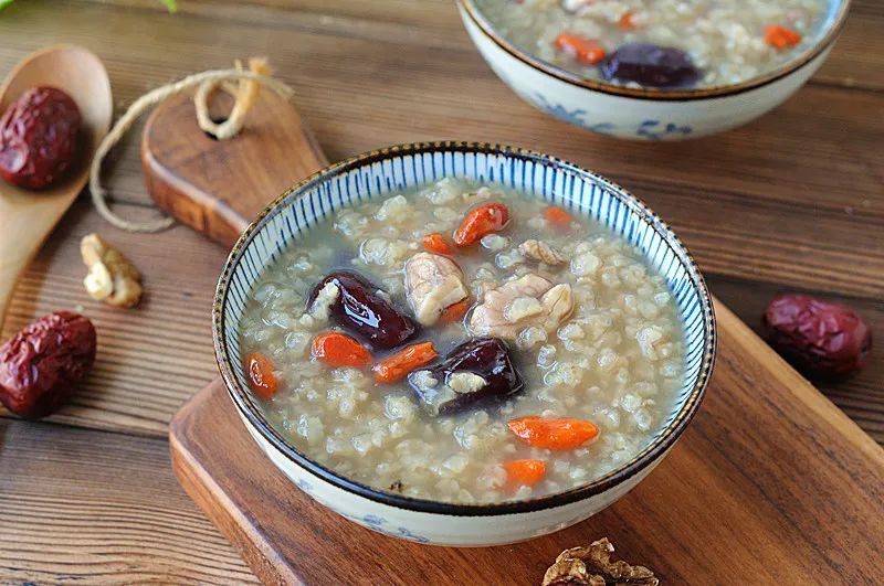送您一份春季养生粥谱，滋养身心，唤醒春天的活力！