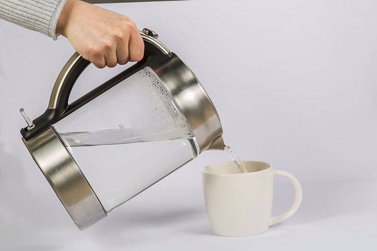 原创            世卫组织呼吁：停止使用电热水壶，否则会诱发癌症？告诉你真相！