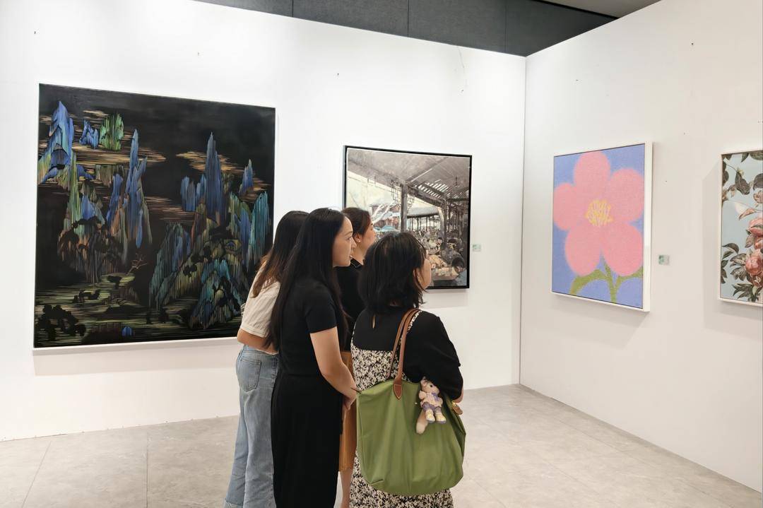 传统美术遇上数字艺术 四川高校教师美术展成都开幕