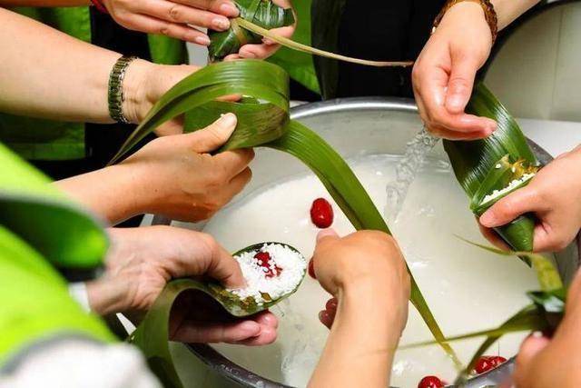 医生告诫：端午将至，有2种情况的糖尿病患者，4物忌口，别嘴馋