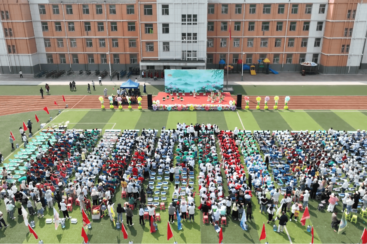 公主岭范家屯镇第二实验小学校举办第二届校园文化艺术节