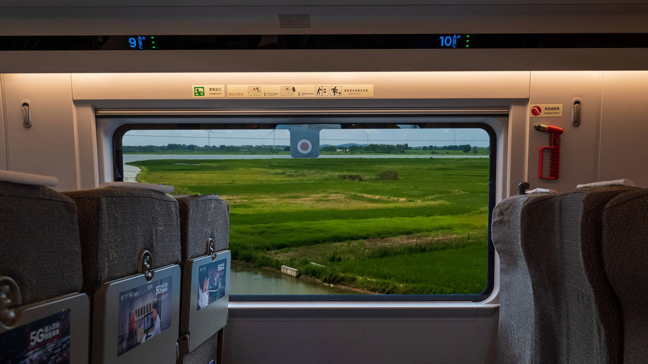 已有四个高铁站的深圳，还要再建一个更大的