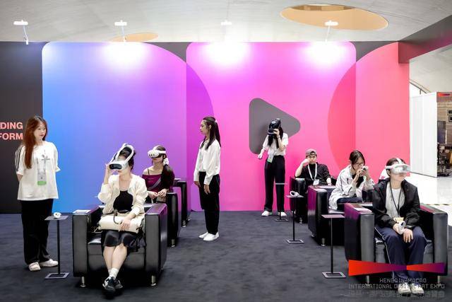 在山顶重逢：首届横琴-澳门国际数字艺术博览会开幕