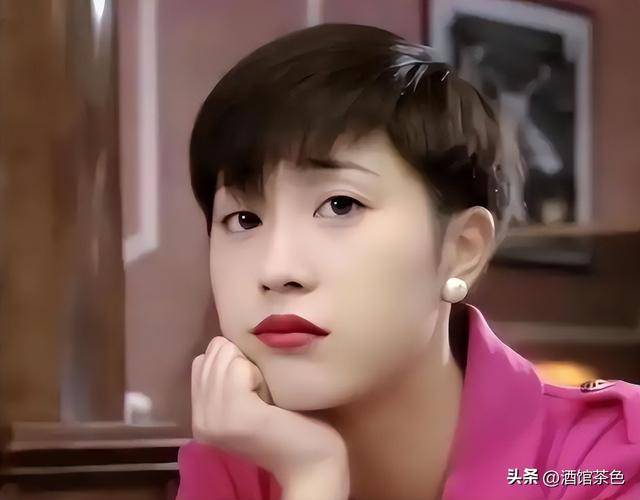 原创            陈法蓉现状：58岁未婚未育，和年老父亲一起生活，日子潇洒惬意