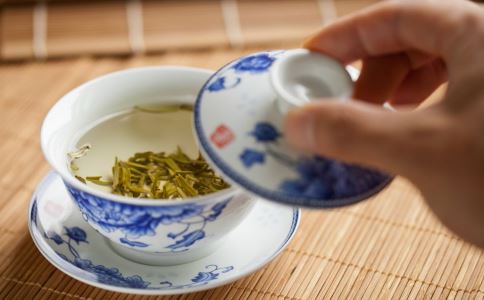 喝绿茶的好处有哪些 喝绿茶的功效与作用 绿茶的作用