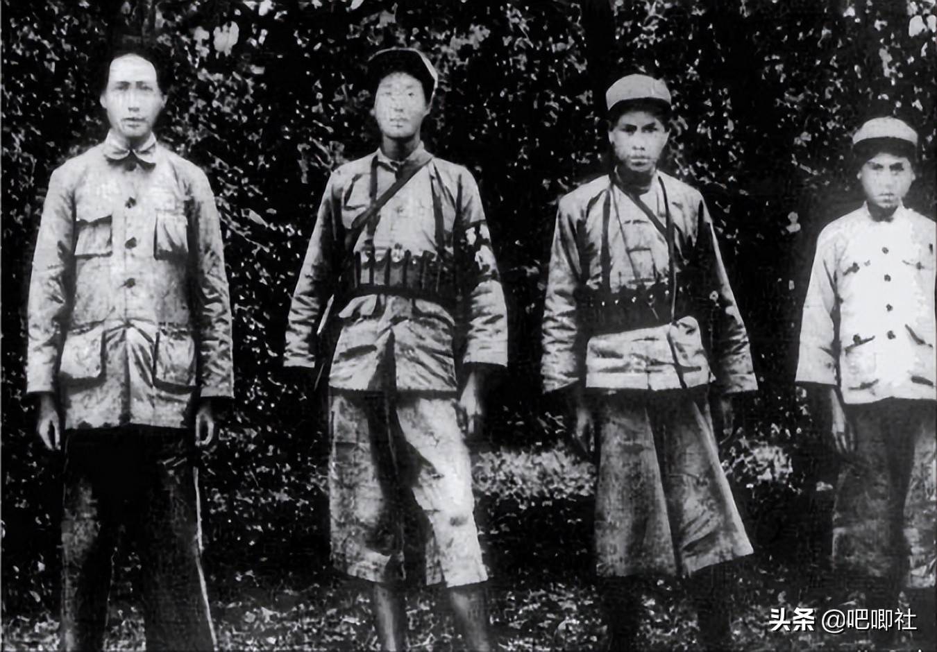 原创            他是干保卫出身，陈赓问他：敢不敢跟我们旅的摔跤冠军，比试一下