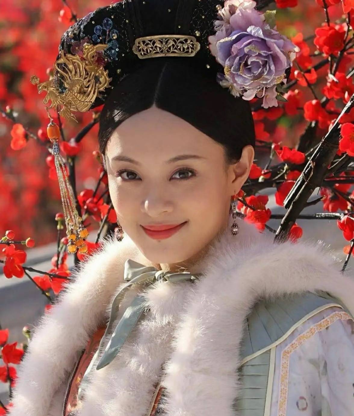 孙俪的唇下痣疑似被点掉 因车祸残留玻璃渣未取出导致