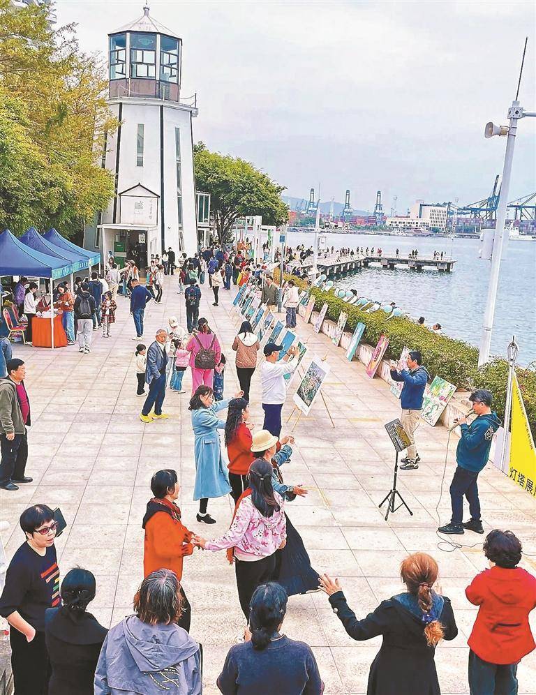 山海百态 创意同绘 盐田区打造“山海都市画廊”美术写生品牌