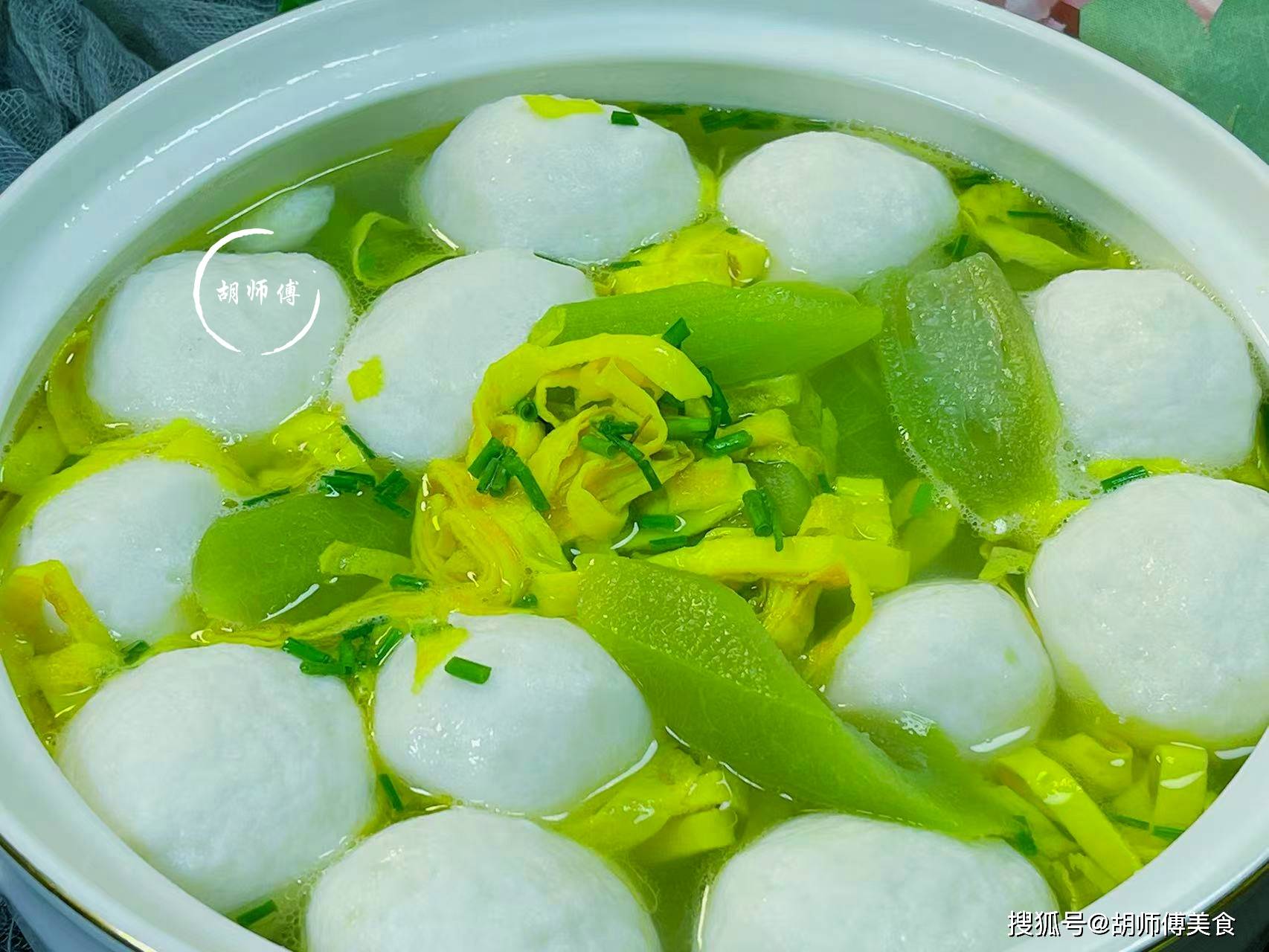 原创            夏天吃一瓜，中药不用抓！一利尿，二排毒，三消肿，鲜嫩营养高