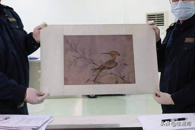 2件清代字画出境被海关截获