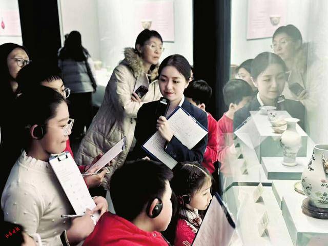 太原市博物馆开启瓷器研学探秘之旅