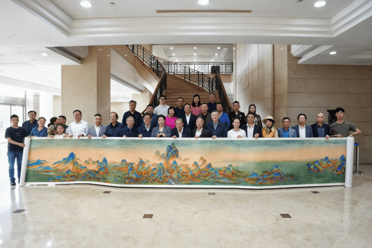 专家学者热议《新绘·千里江山图》 传统艺术现代转化引关注