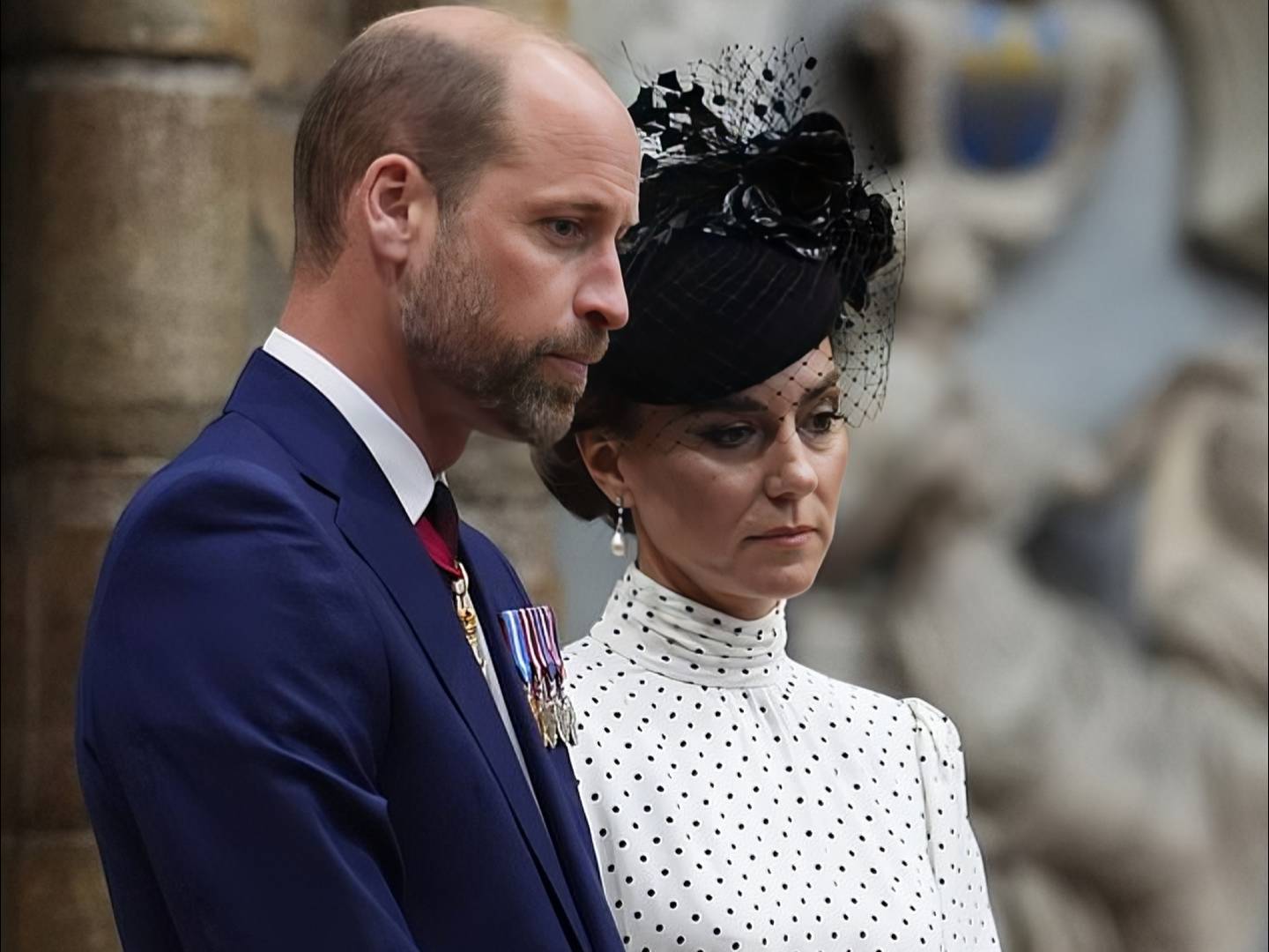 凯特王妃新造型美翻了，波点连衣裙又仙又美，用珠宝致敬戴安娜