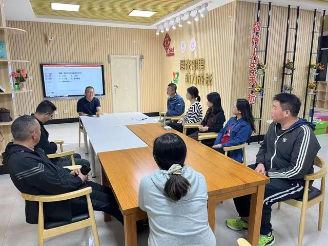 青岛胶州市开展家庭教育公益讲座