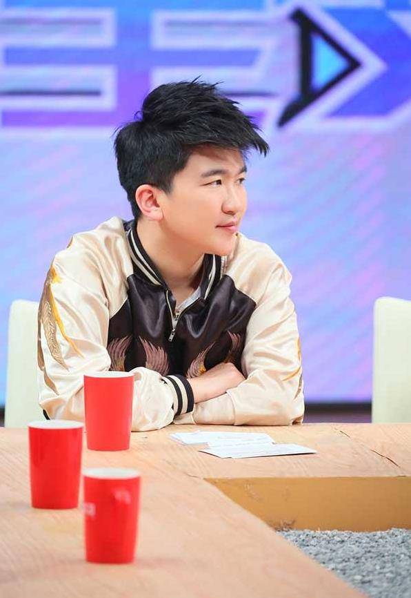 原创            综艺圈“混子”明星，张大大杨迪频遭吐槽，网友怒批不敬业