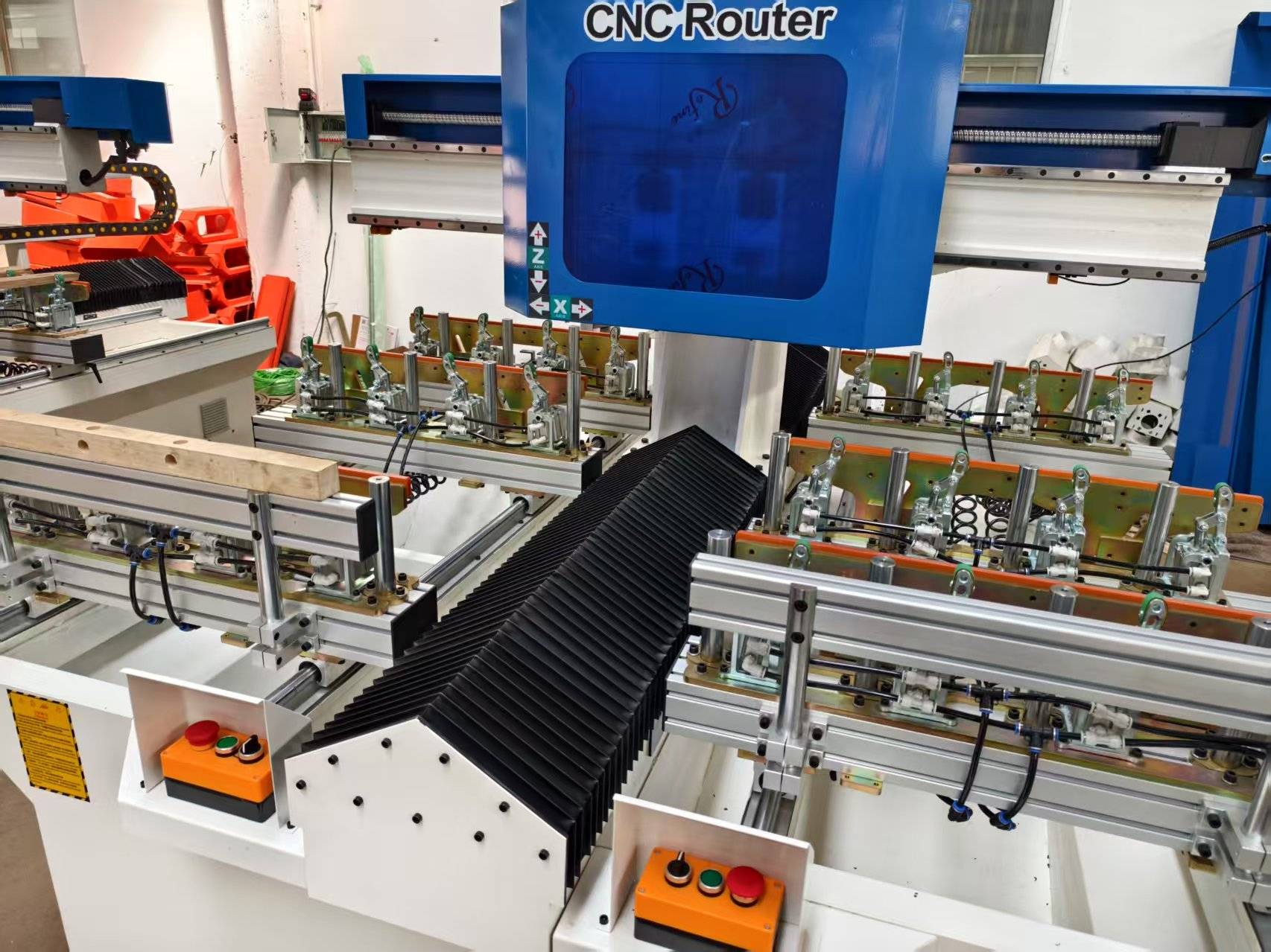 木工全自动打孔机 木工双轴榫槽机：精准高效的木材钻孔革新者