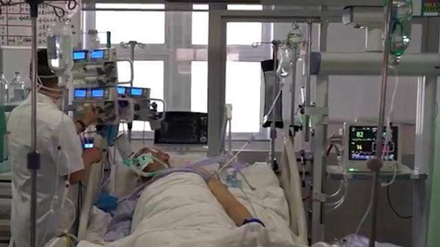 72岁奶奶关窗吹空调进ICU，医生：夏季乘凉，这4个误区千万别犯