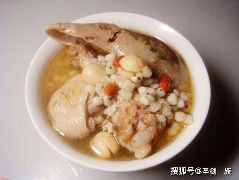 肝血多，睡眠才好，建议常吃8道养肝菜，滋补肝血，安神助眠