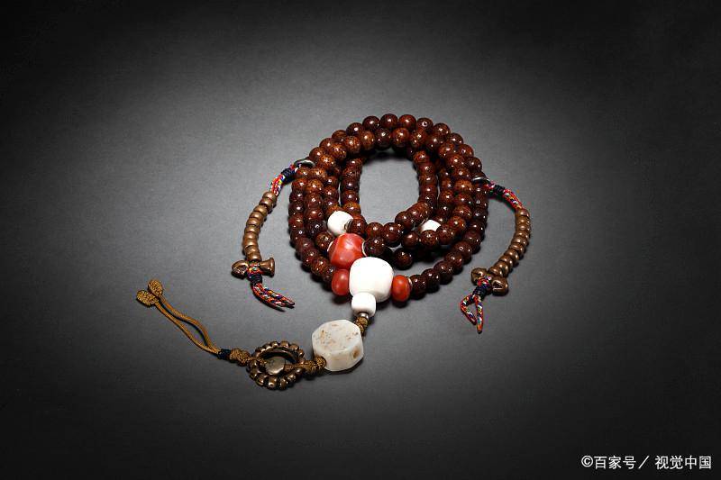 文玩为何越来越受年轻人喜爱？它到底有什么魅力？