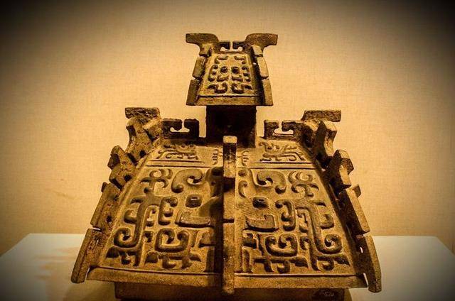 偶然挖出的古币，当时换了“10块零6分”，如今价值超过“200万”