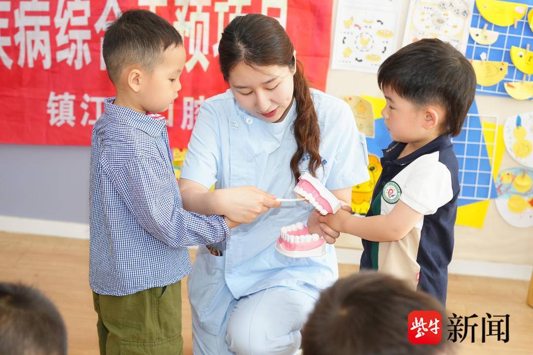 科普、绘画、涂氟儿童节前，孩子们趣味探索“牙齿王国”