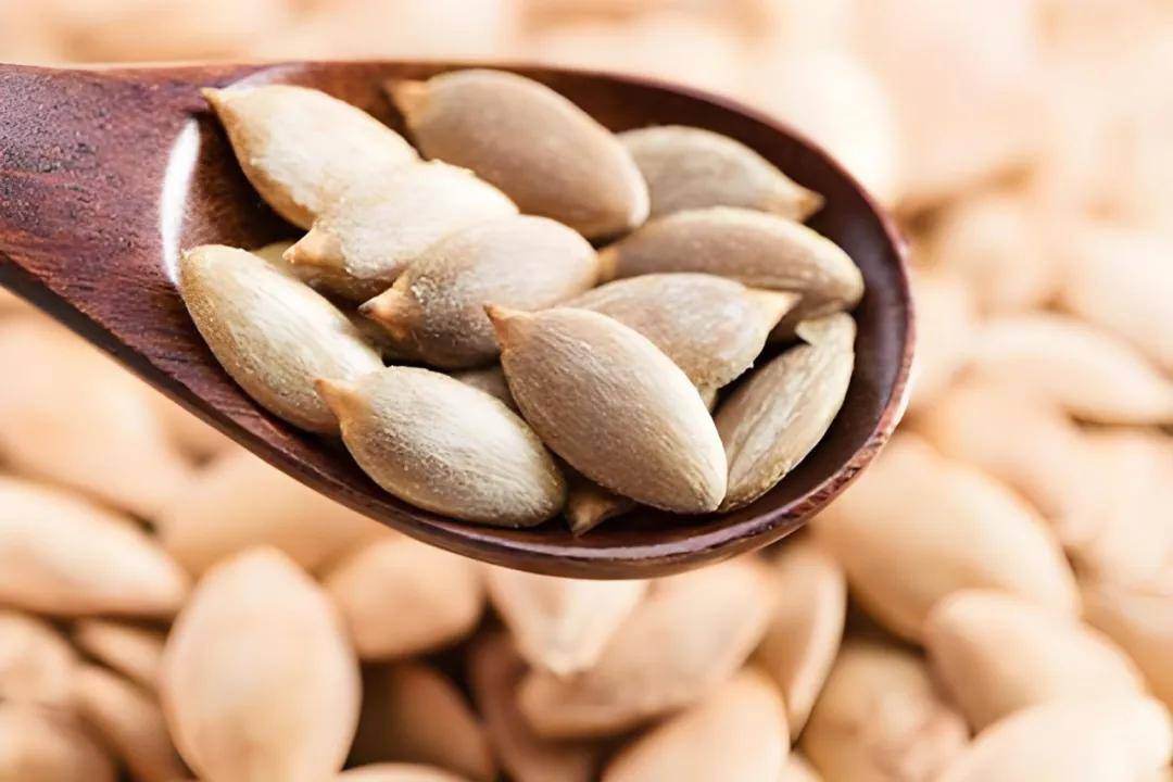 厨房里的“帕金森药箱”？这5种常见食材，吃对顺序比药还管用！