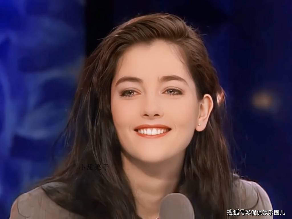 原创            这谁能顶得住嘛！克里斯蒂亚娜耶里，这身材是真的绝！