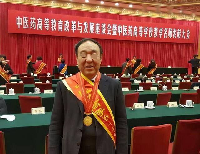 抗躁郁不止靠药!李佃贵40年研究发现:真正让人好转的，是这3件事
