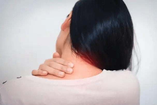 不用吃，只要放在枕头边闻一闻，失眠、颈椎病绕着走！