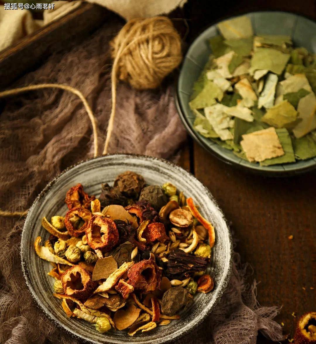 原创            中药真相：知母加川贝，肺就不热了