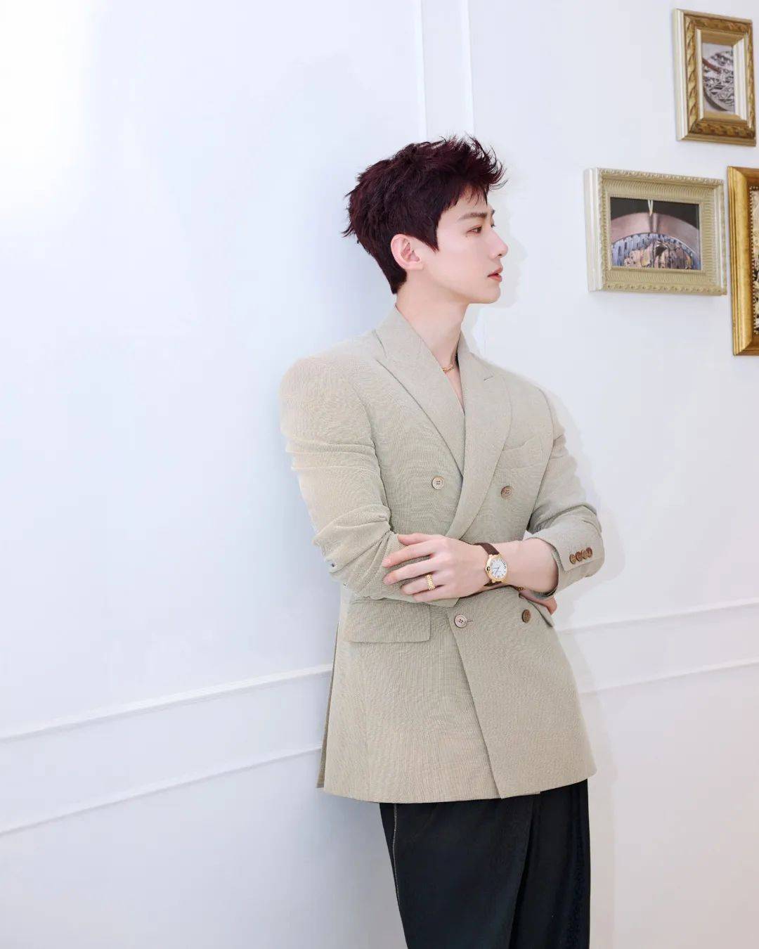 函数姐讨好大导？白敬亭潮牌翻车？周翊然压陈都灵？王大陆被起诉了？姨太问答