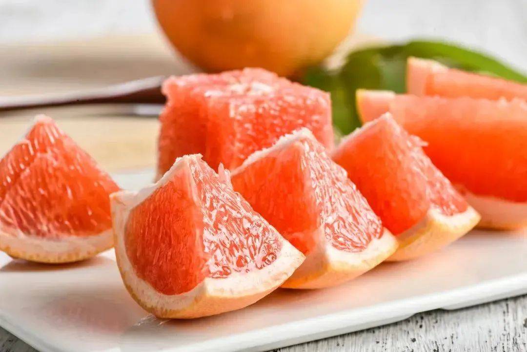 葡萄柚、酒精有“药物公敌”之称