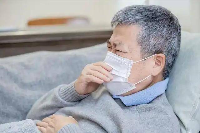 流感迎来高发期？医生劝告：夏天“1不碰，2多喝”，最好提前了解