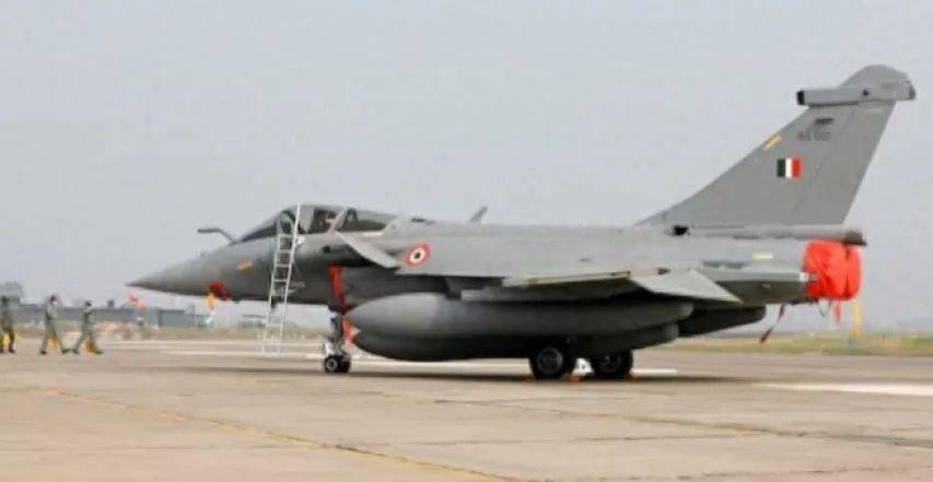 第8架！巴基斯坦放开手脚，印度战机刚起飞就击落，给全世界提了个醒