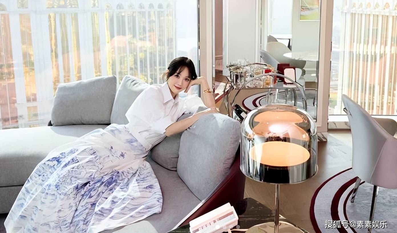 原创            陈乔恩确诊盲肠炎，手术在肚子上打3个洞，切除部位令人心疼