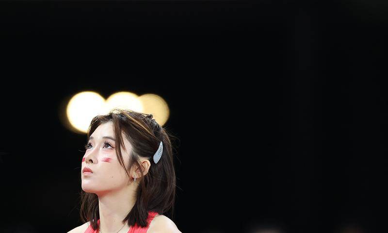 亚锦赛女子100米栏：吴艳妮跑出13秒07 小组第二晋级