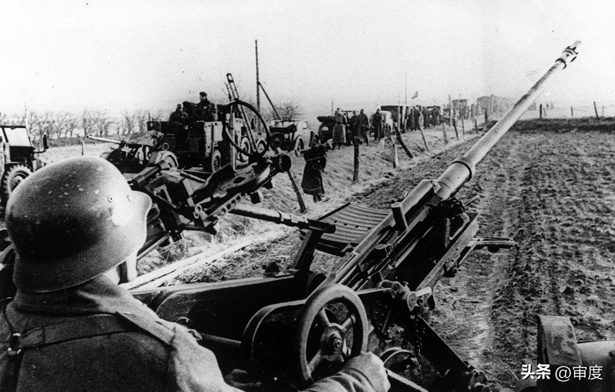 原创            “苏联没有饥荒！”好心波兰人送粮食，乌克兰村民却边吃边怒怼