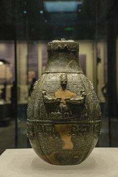 警惕国内古玩鉴宝骗局，别让财富打水漂！