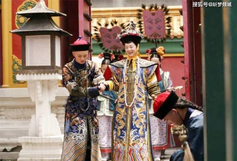 原创            大清亡国后,侥幸逃生的太医揭露了一秘密,才知道慈禧有多无耻