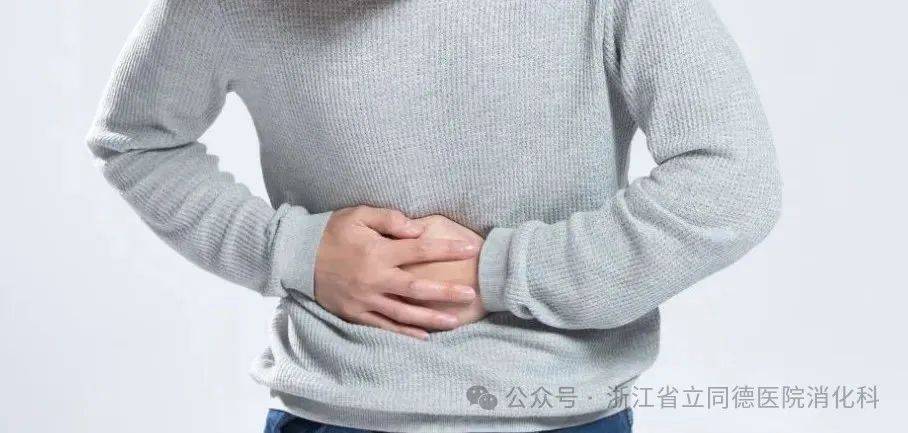 39岁男子半年暴瘦80斤，10次住院未愈！痛到撞墙怎么办？